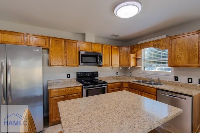 141 Kyle Lane, Hinesville, GA 31313