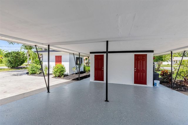 35614 CEDAR LANE, Leesburg, FL 34788