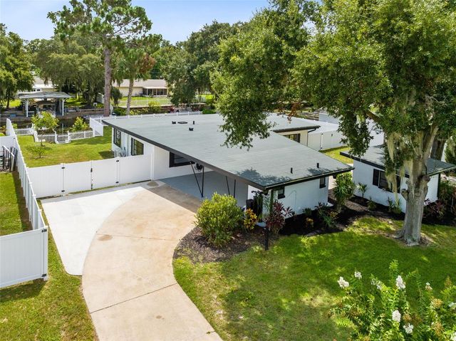 35614 CEDAR LANE, Leesburg, FL 34788