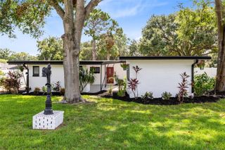 35614 CEDAR LANE, Leesburg, FL 34788