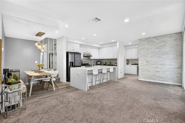 596 Katy, Upland, CA 91786