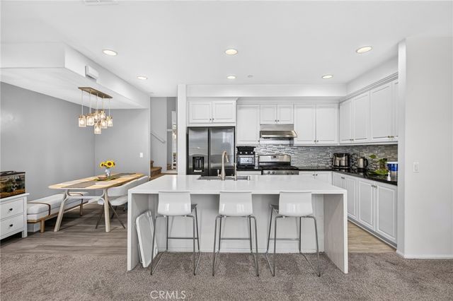 596 Katy, Upland, CA 91786