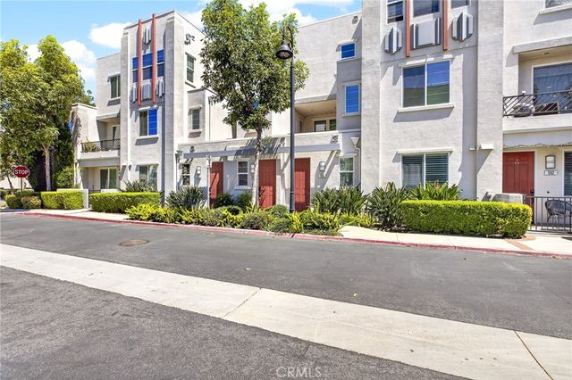 596 Katy, Upland, CA 91786