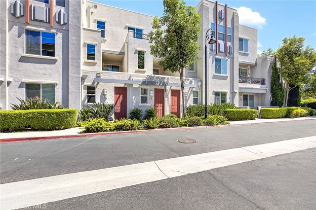 596 Katy, Upland, CA 91786