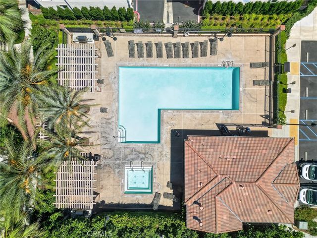 596 Katy, Upland, CA 91786