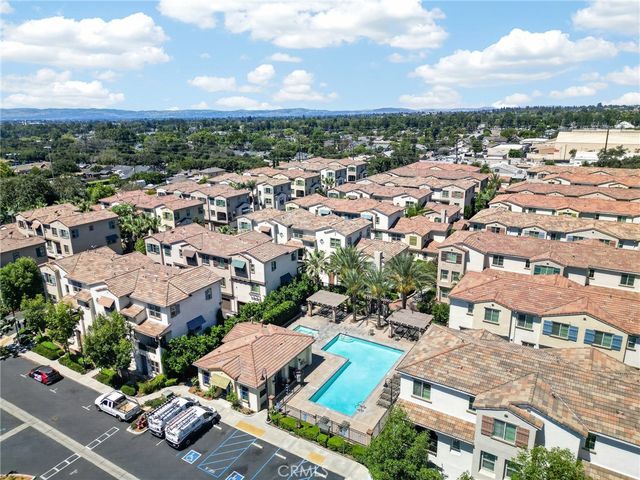 596 Katy, Upland, CA 91786