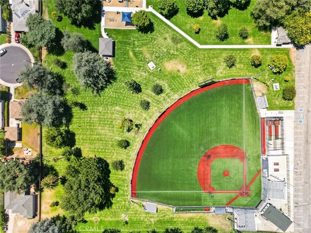 596 Katy, Upland, CA 91786