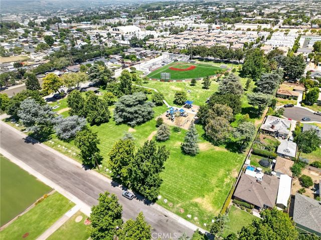 596 Katy, Upland, CA 91786