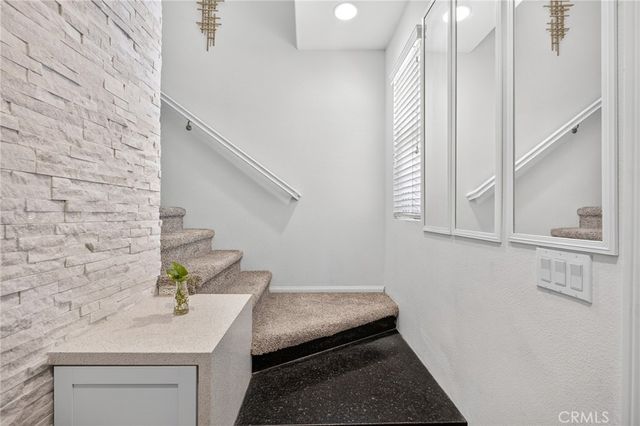 596 Katy, Upland, CA 91786
