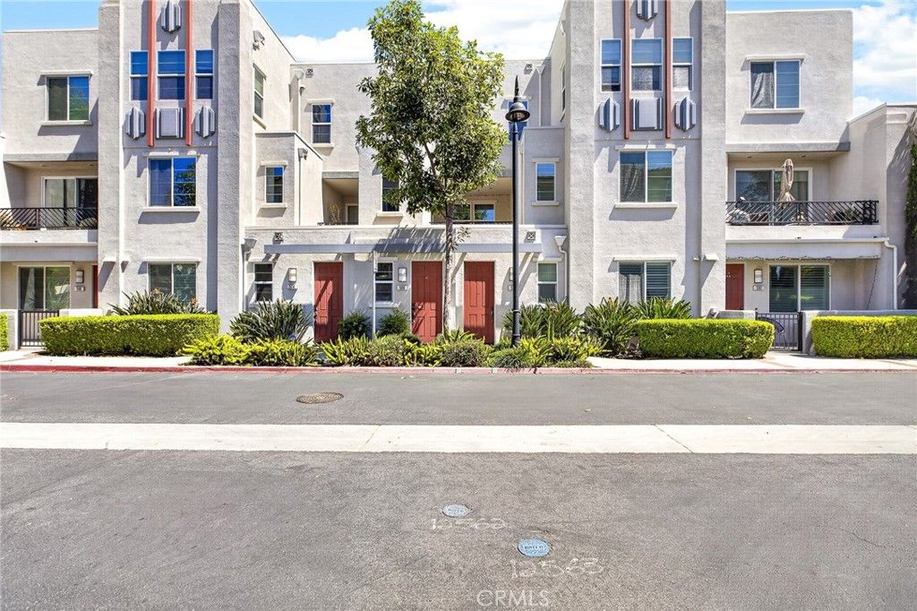 596 Katy, Upland, CA 91786