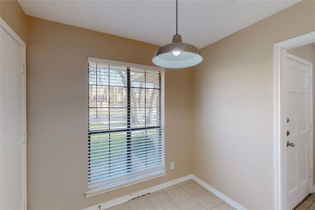 1904 N Irving Heights Drive, Irving, TX 75061