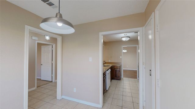 1904 N Irving Heights Drive, Irving, TX 75061