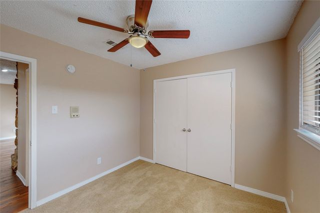 1904 N Irving Heights Drive, Irving, TX 75061
