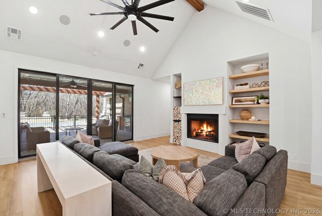 12010 S 68th East Avenue, Bixby, OK 74008