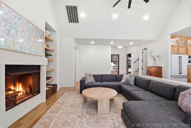 12010 S 68th East Avenue, Bixby, OK 74008