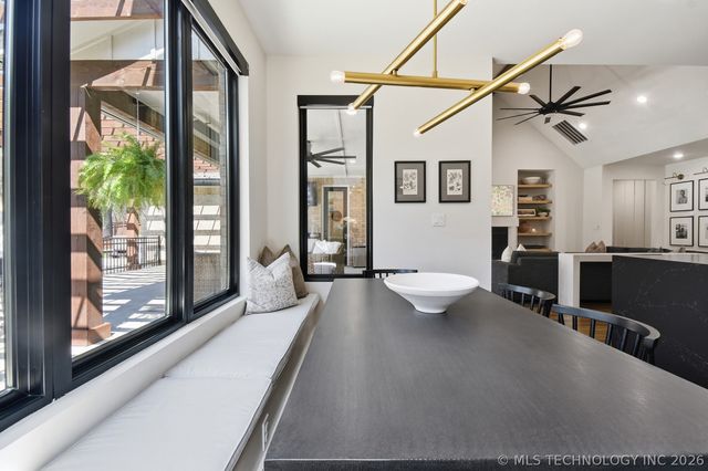 12010 S 68th East Avenue, Bixby, OK 74008