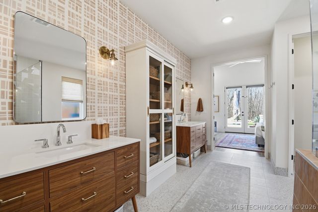 12010 S 68th East Avenue, Bixby, OK 74008