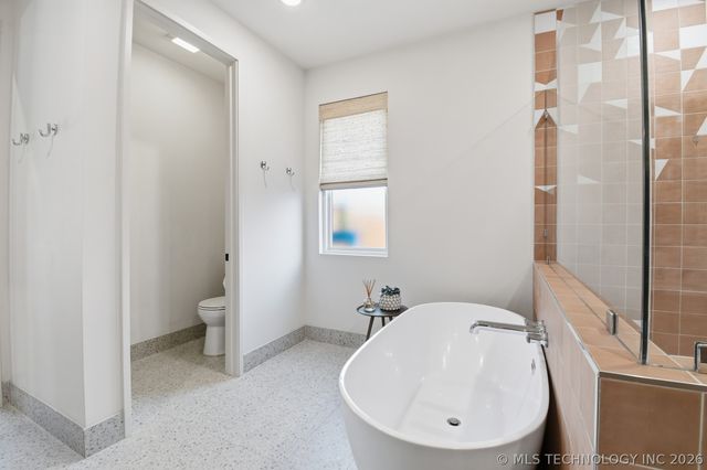 12010 S 68th East Avenue, Bixby, OK 74008