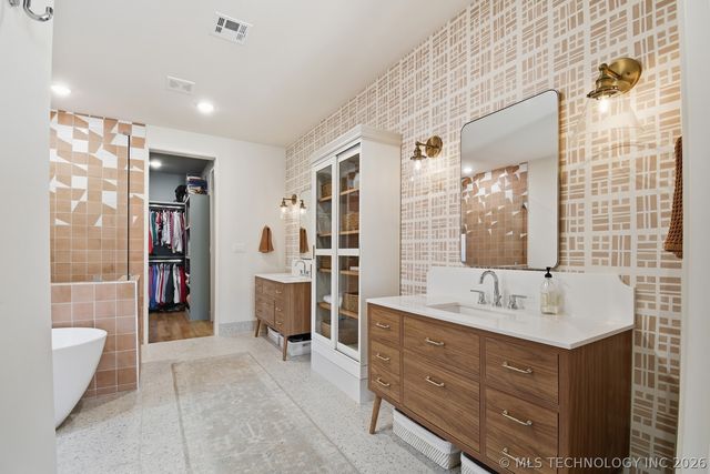 12010 S 68th East Avenue, Bixby, OK 74008