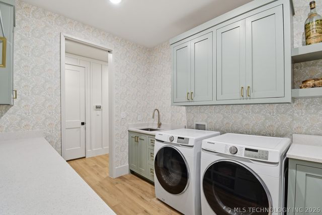 12010 S 68th East Avenue, Bixby, OK 74008