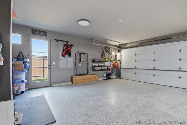 12010 S 68th East Avenue, Bixby, OK 74008