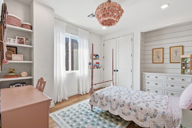 12010 S 68th East Avenue, Bixby, OK 74008