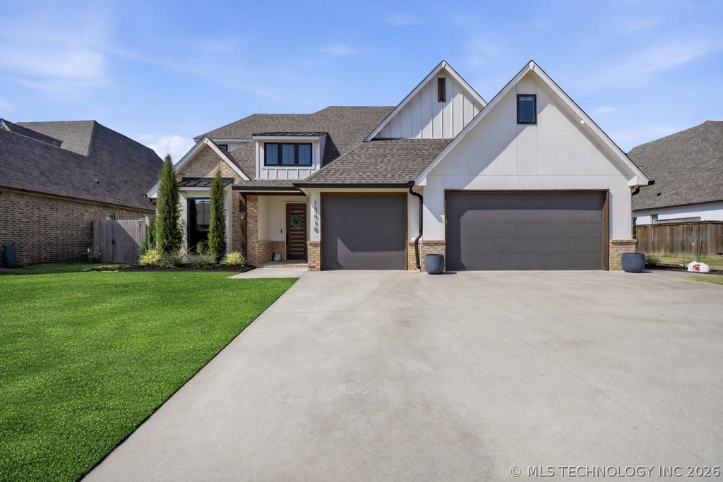 12010 S 68th East Avenue, Bixby, OK 74008