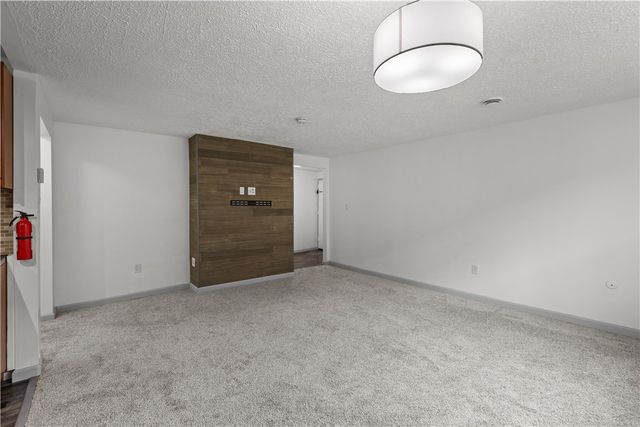 5523 Ellsworth Av. 12C, Shadyside, PA 15232