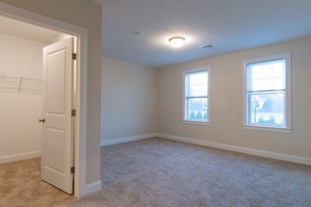 80 North Meadows Road 204, Medfield, MA 02052