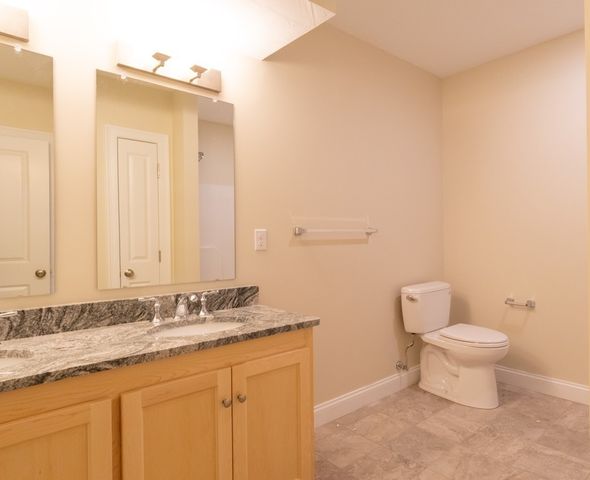 80 North Meadows Road 204, Medfield, MA 02052