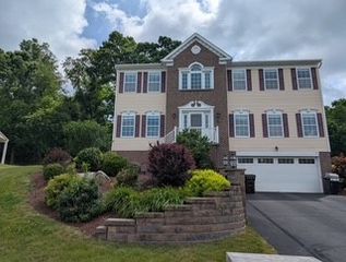 3012 Juniper Ct, Murrysville, PA 15668