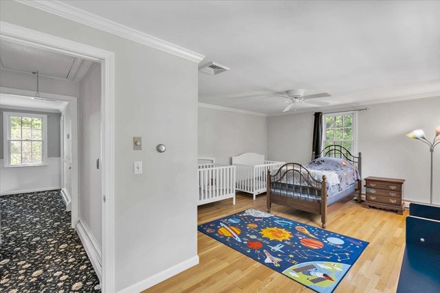 8 Winstons Path, Dennis, MA 02660