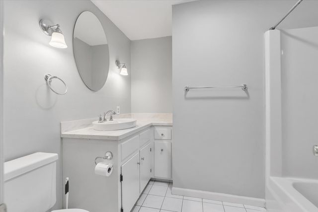 8 Winstons Path, Dennis, MA 02660