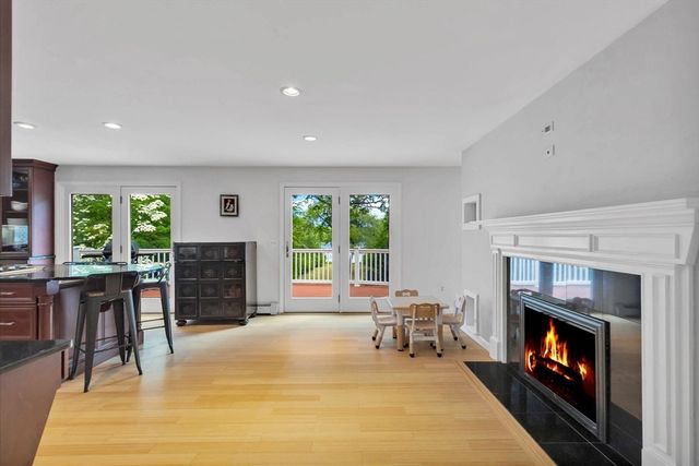 8 Winstons Path, Dennis, MA 02660