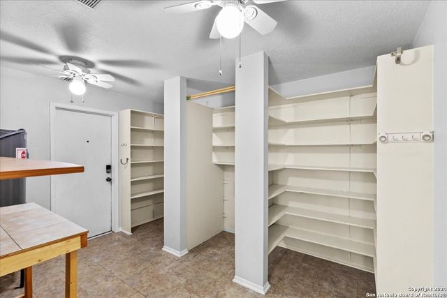 9911 OLD MESQUITE, San Antonio, TX 78254