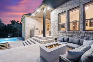 216 Vista Village CV, Austin, TX 78738