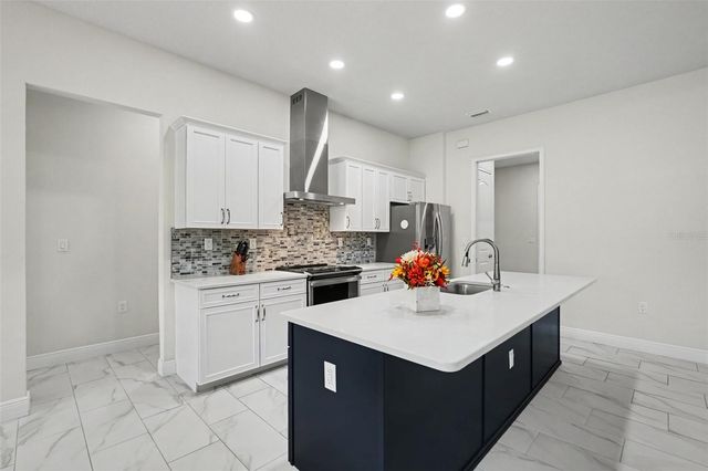 18117 PARAKEET ROAD, Weeki Wachee, FL 34614
