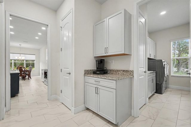 18117 PARAKEET ROAD, Weeki Wachee, FL 34614