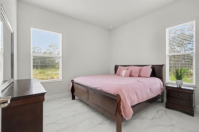 18117 PARAKEET ROAD, Weeki Wachee, FL 34614