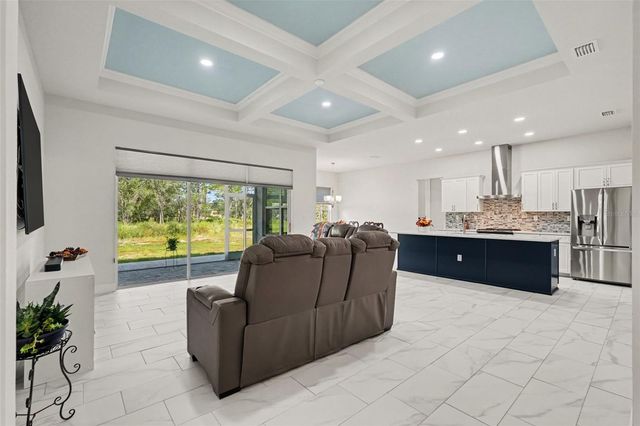 18117 PARAKEET ROAD, Weeki Wachee, FL 34614