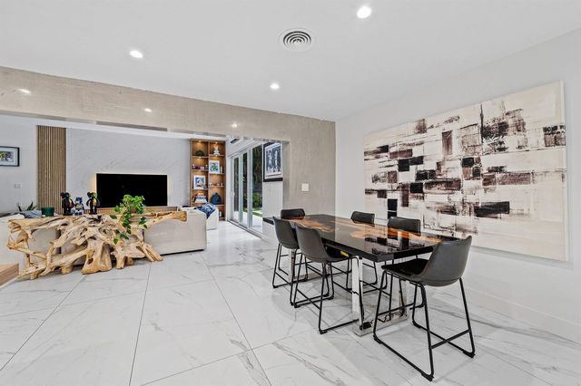 5920 NE 21st Road, Fort Lauderdale, FL 33308