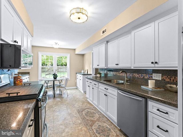 206 HARRIS DR, Sewell, NJ 08080