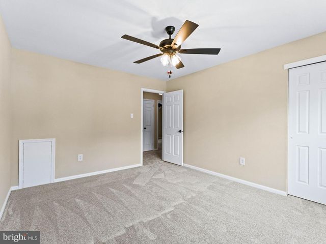 206 HARRIS DR, Sewell, NJ 08080