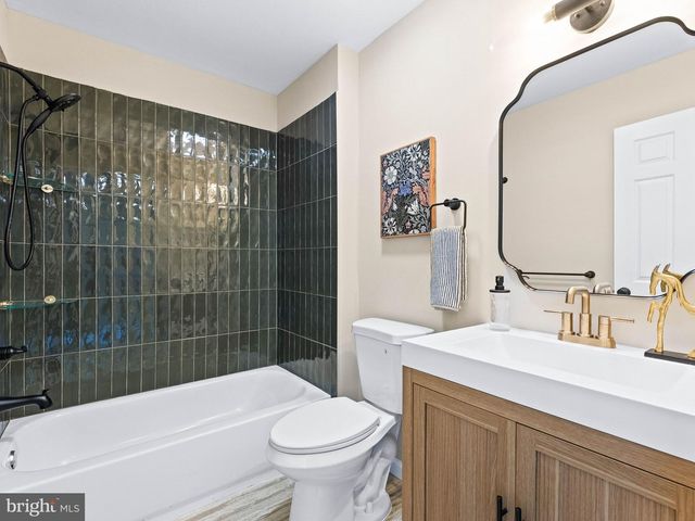 206 HARRIS DR, Sewell, NJ 08080