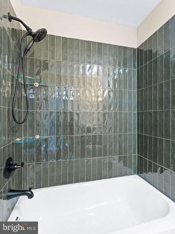 206 HARRIS DR, Sewell, NJ 08080