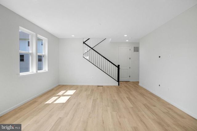 35598 PINE NEEDLE LN, Locust Grove, VA 22508