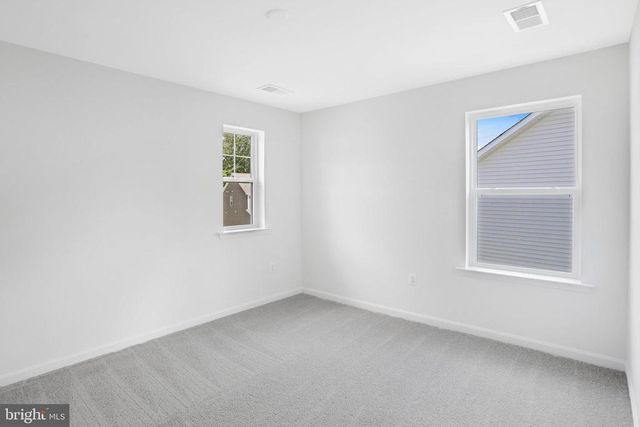 35598 PINE NEEDLE LN, Locust Grove, VA 22508