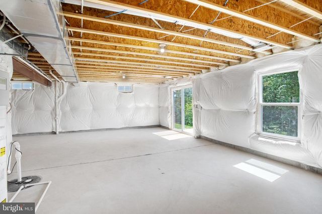 35598 PINE NEEDLE LN, Locust Grove, VA 22508