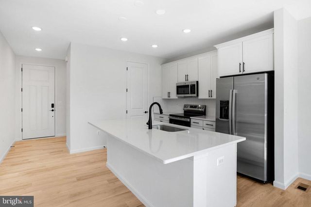 35598 PINE NEEDLE LN, Locust Grove, VA 22508