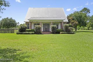 12219 County Farm Road, Gulfport, MS 39503